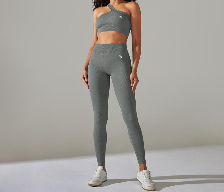 STREAMLINE FIT TOP